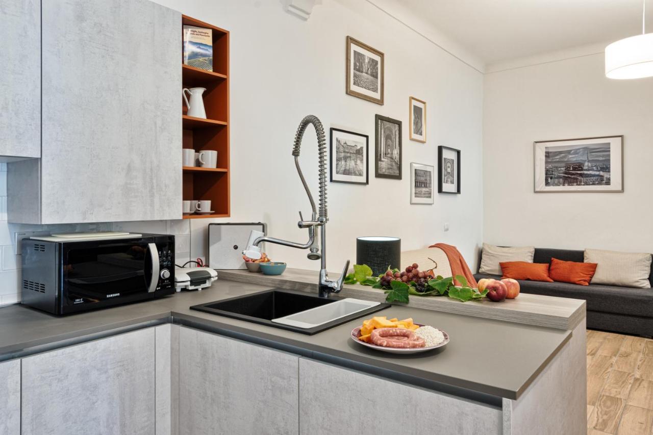 Casa Lena By Apartments To Art Торино Екстериор снимка